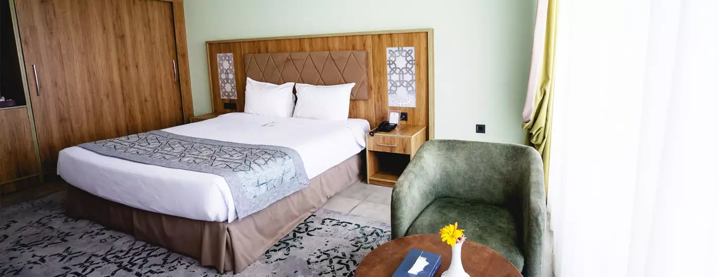 Alibaba https://cdn.alibaba.ir/ostorage/hotel-accommodation-images/69661e546b43e2b9afa3bd2a_دبل استاندارد (1).webp